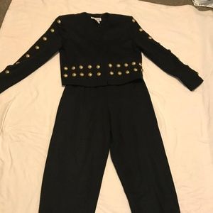 Black 2 piece pant suit